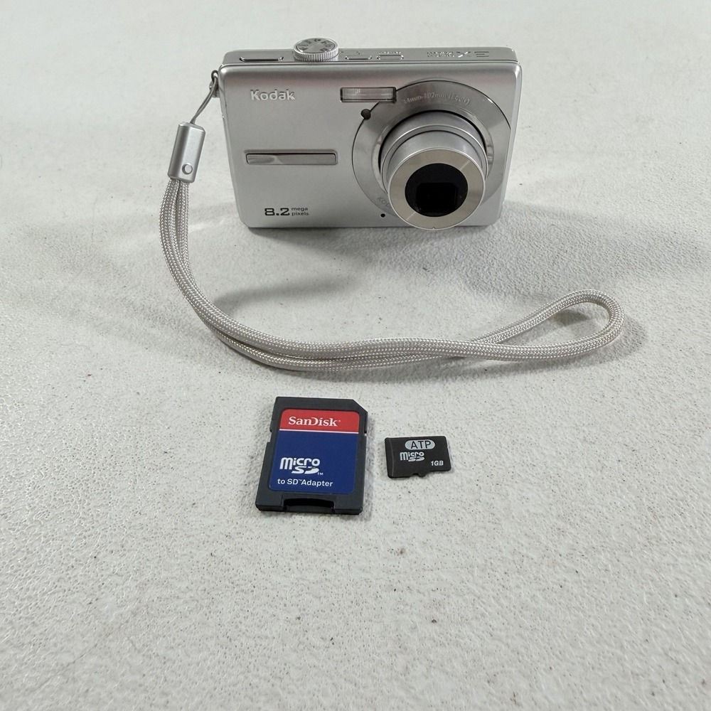 Kodak EasyShare M863 8.2MP Digital Camera Silver 3x Optical Zoom W/ SD Tested